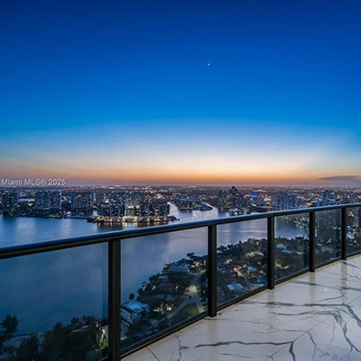 1700 East Walnut Avenue, El Segundo, CA 90245